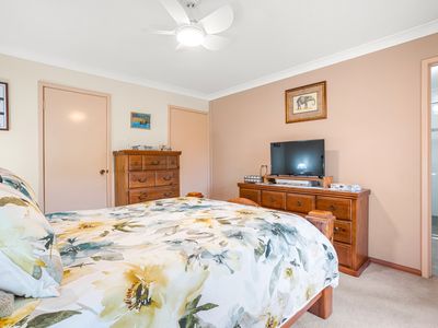 19 Conway Loop, Waikiki