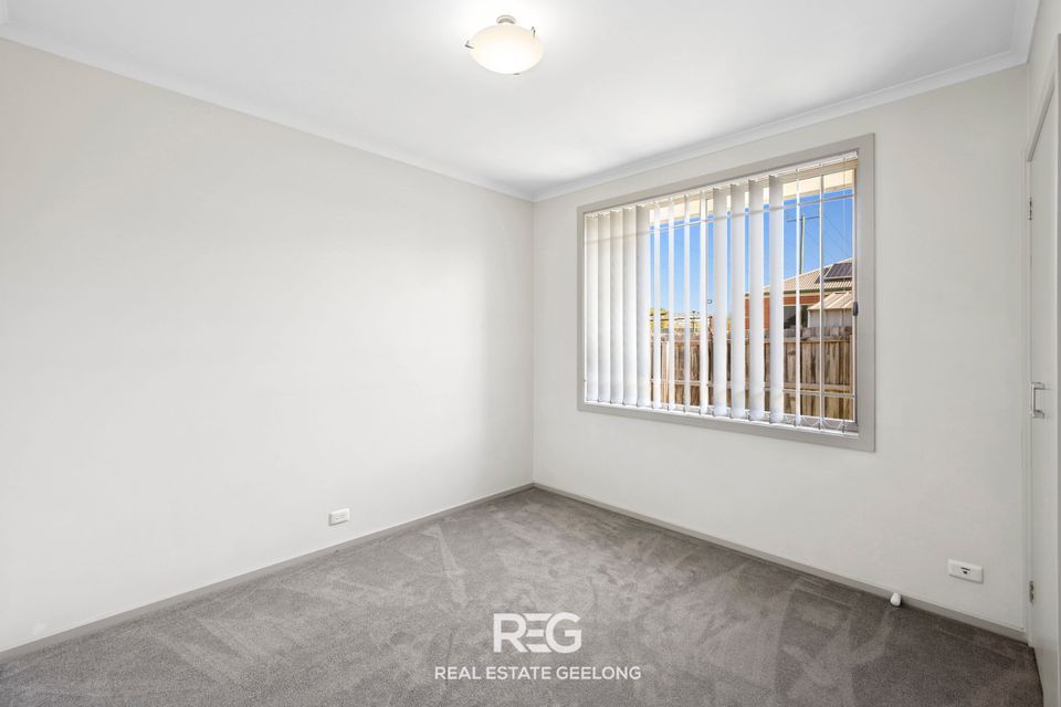 2 / 30 Burdoo Drive, Grovedale