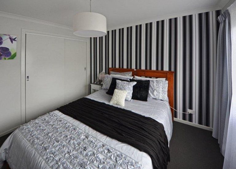 4 Neptune Avenue North, Portland