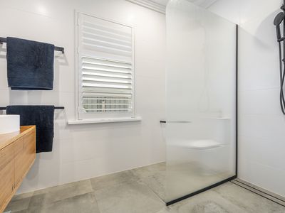 10 Broadway, South Brighton