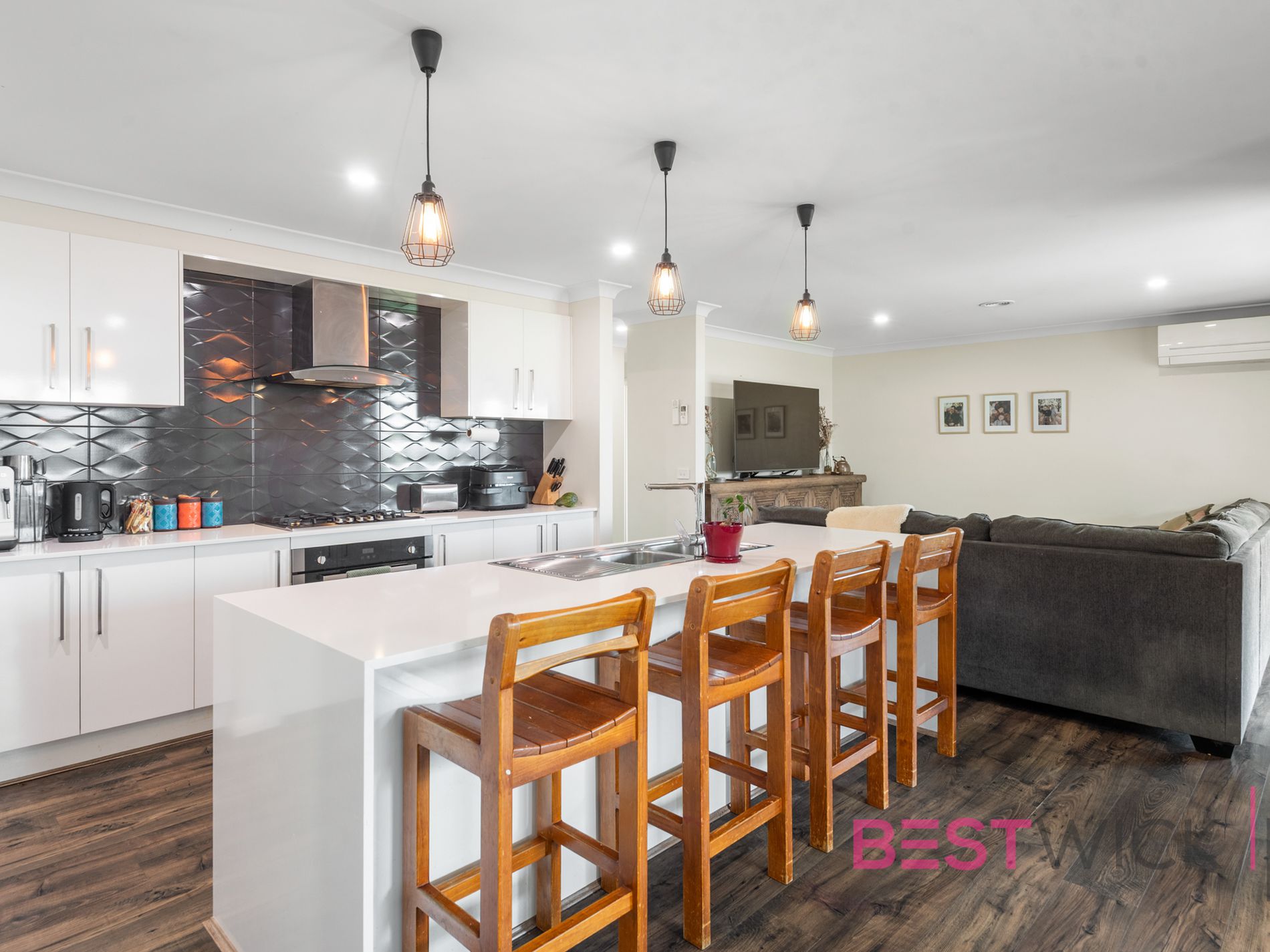 73 Graham Drive, Kelso