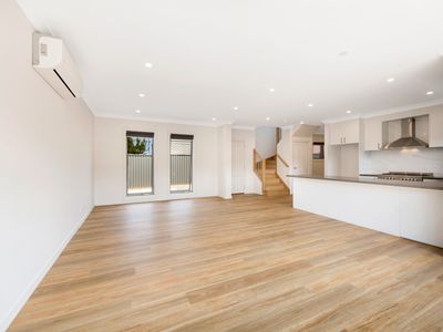 2 / 87 McIntosh Street, Airport West