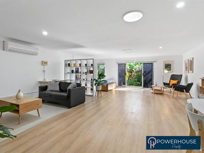 17-19 Tamarind Street, Holloways Beach