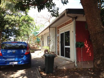 1 / 10 Howard Street, Cooktown