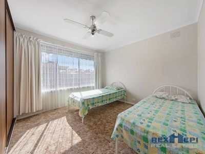 6 Anderson Close, Hampton Park