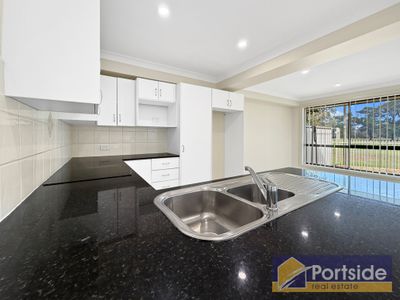 44 Poilus Parade, Tanilba Bay