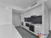 1902 / 10 Trinity Street , Fortitude Valley