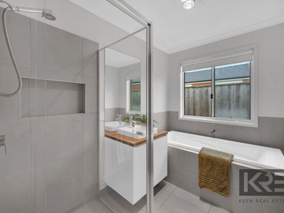 15 Nouvel Crescent, Corinella