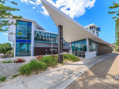 2205 / 2 Ephraim Island, Paradise Point