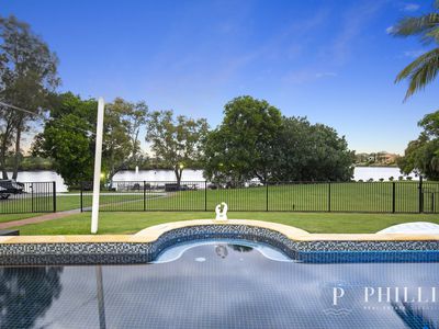 11 River Cove Place, Helensvale