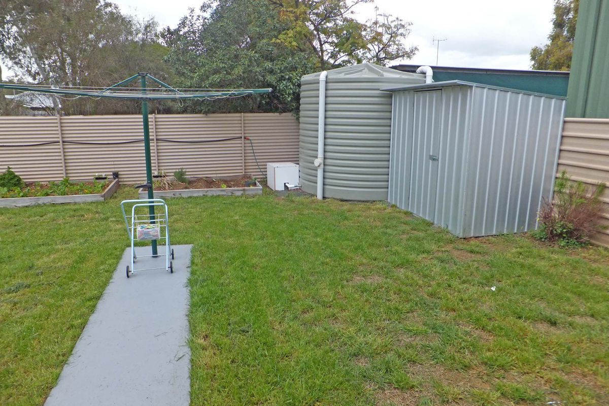 2 / 7 Lancaster Street, Kyabram