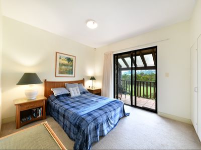 1133 / 615 Kunapipi Road, Laguna Quays