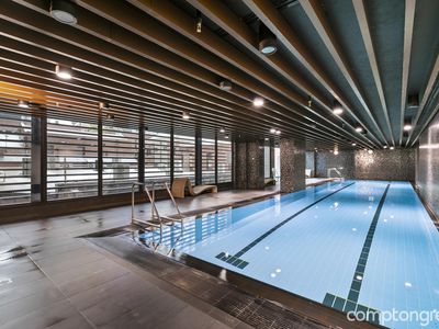 2501 / 8 Sutherland Street, Melbourne