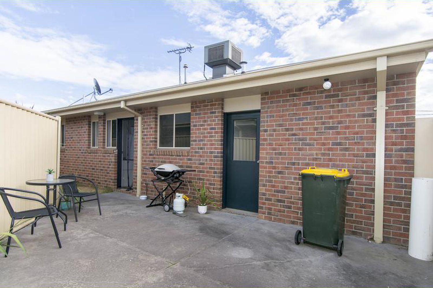 1 / 16 Palk Street, Horsham