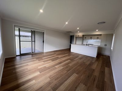 111A Champagne Drive, Dubbo