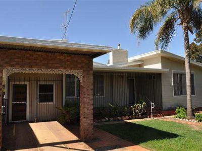 25 Facey Street, Forbes