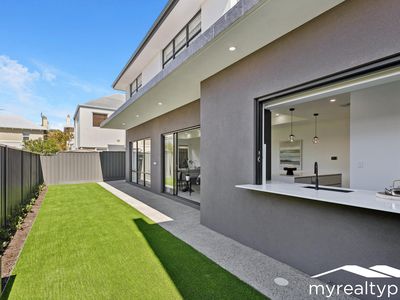 10 Viva Lane, North Perth