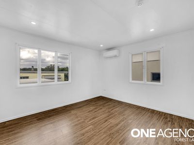 10  Cygnus Street , Inala