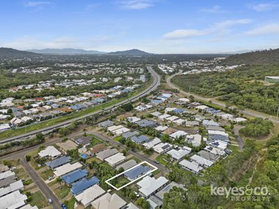 227 Freshwater Drive, Douglas