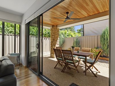 2 Bank Street, Avenel