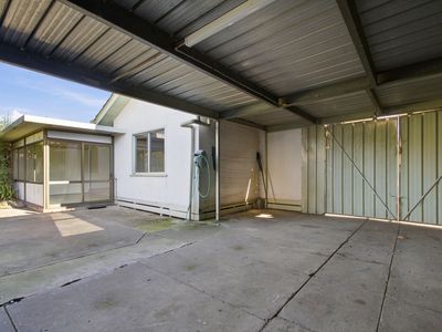 18 Buckley Street, Sale