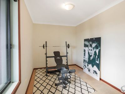 11 Mummaga Lake Drive, Dalmeny