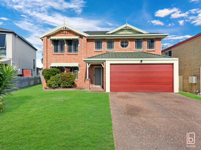 10 Miller Crescent, Blue Haven