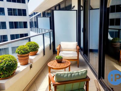 1810 / 710-722 George Street, Haymarket