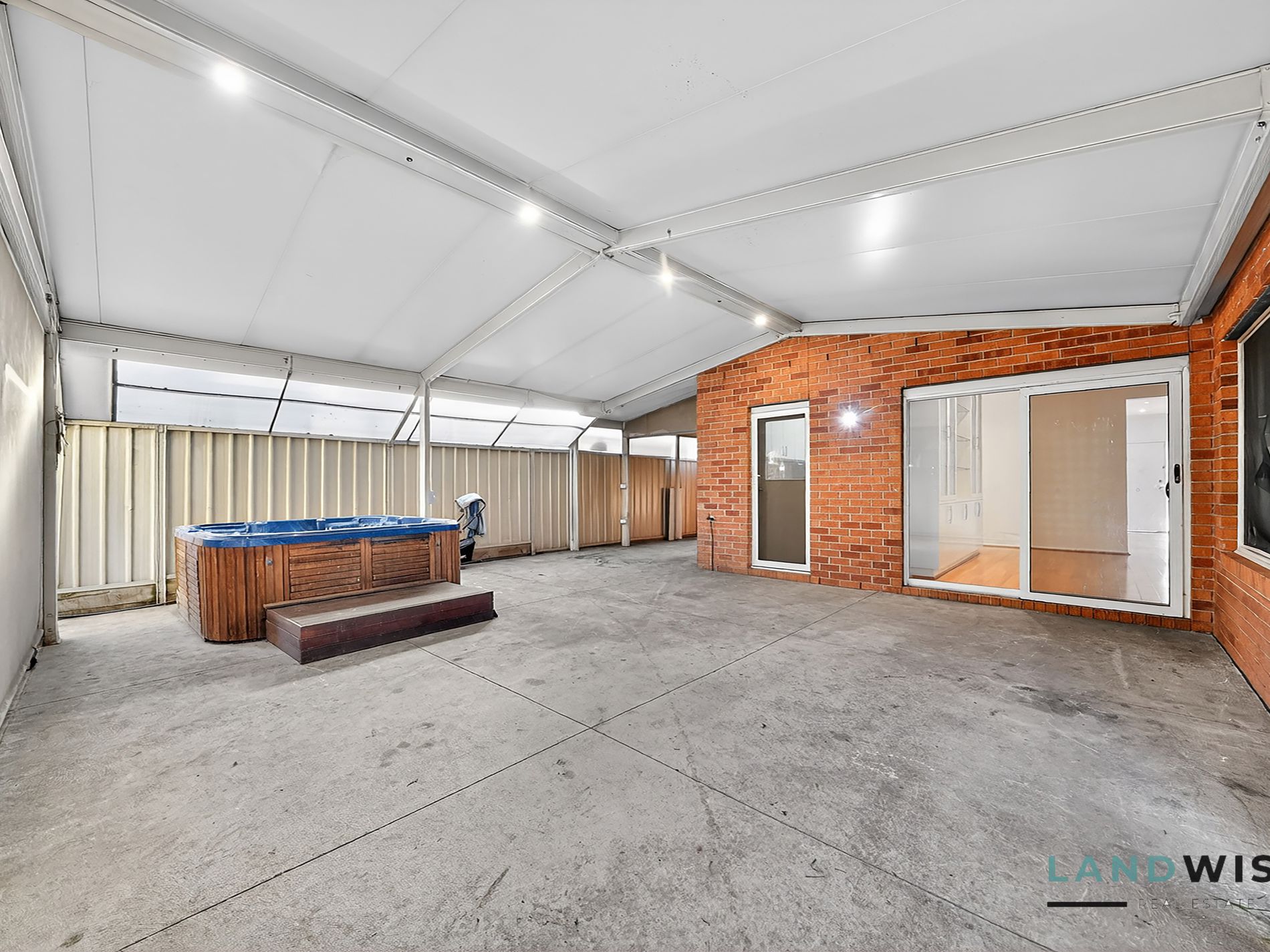 2 Elgar Lane, Caroline Springs