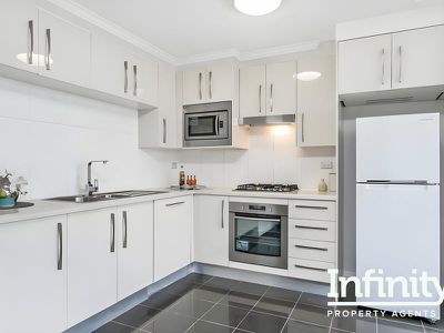 142 / 10 Lachlan Street, Waterloo