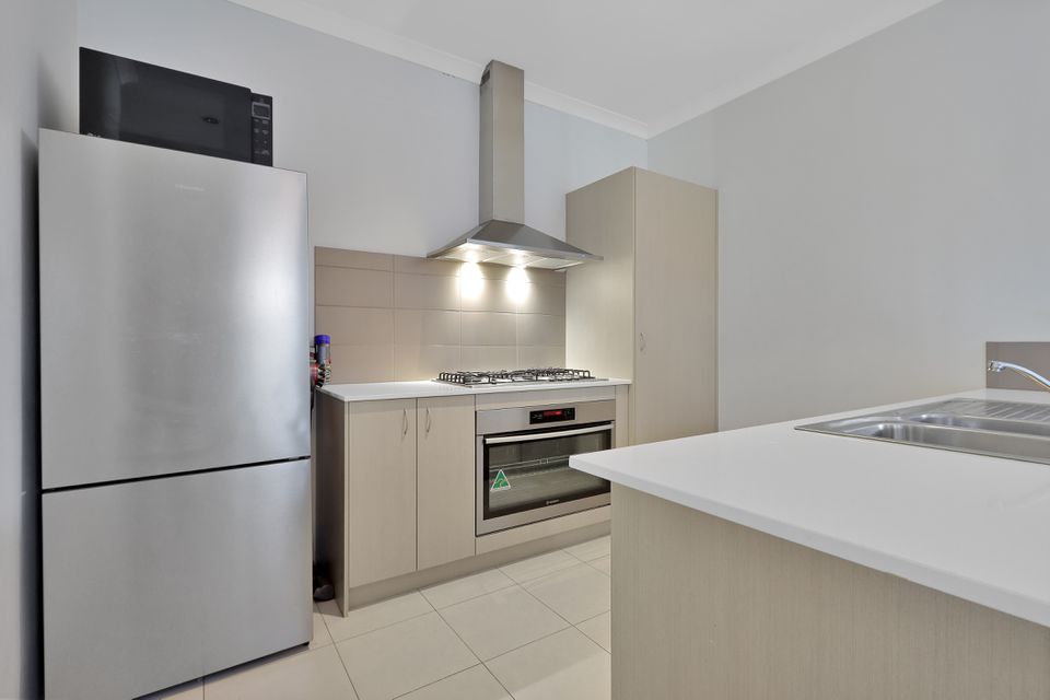 16 Splendour Rd, Baldivis