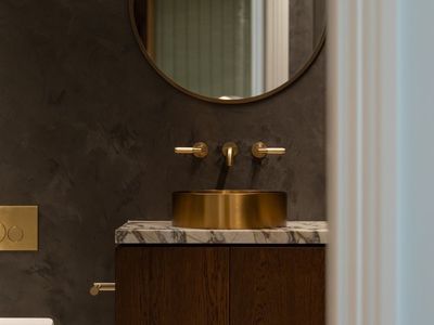 2 / 147 Darling Point Road, Darling Point