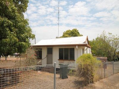 12 Marsland Road, Queenton