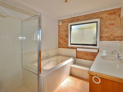 13 Andrea Street, Eden