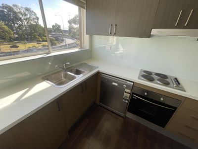 6 / 2 John Street, Footscray