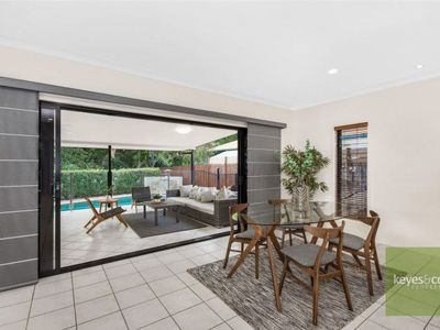 8 Regatta Crescent, Douglas
