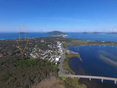 14 Eagle Avenue, Hawks Nest