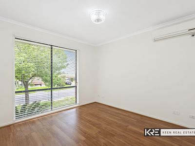 12 The Glade, Hampton Park