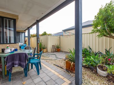1 / 62 Winton Street, Carey Park