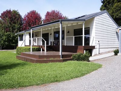 8 VAUGHAN AVENUE, Robertson