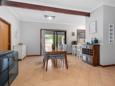 7 Montgomery Lane, Hannans