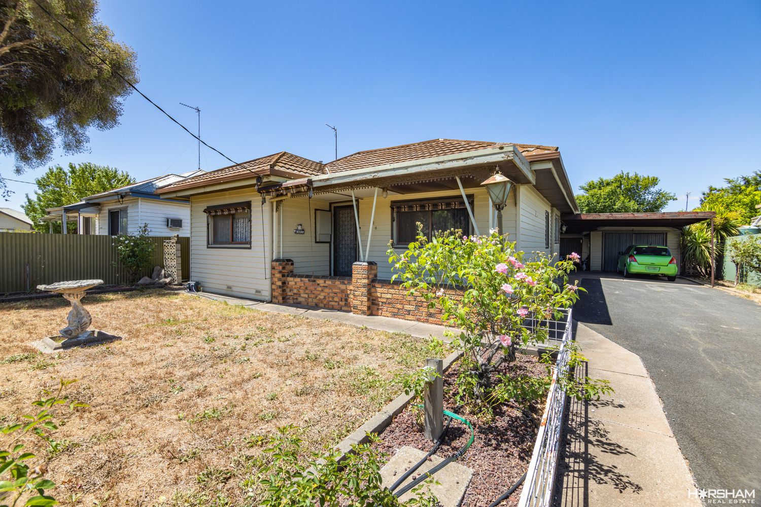 16  Gertrude St, Horsham