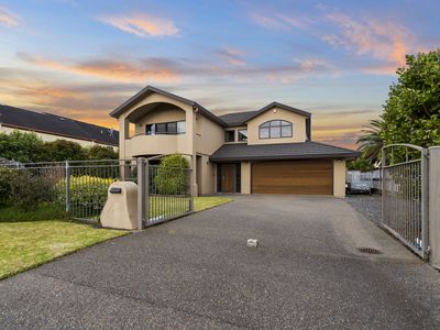 22 Beach Road, Te Atatu Peninsula