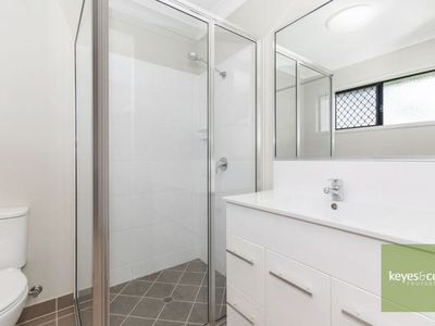 6 Truman Way, Mount Louisa
