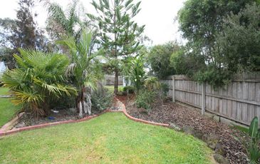 8 Slingsby Avenue, Beaconsfield
