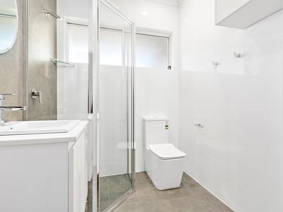 14 Leawarra Avenue, Barrack Heights