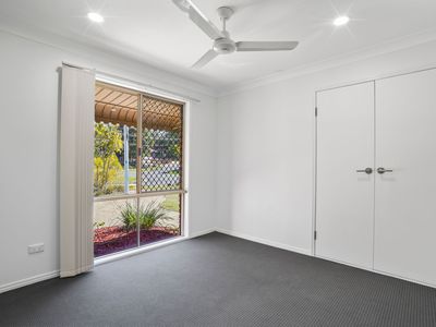 2 Wendy Court, Rochedale South