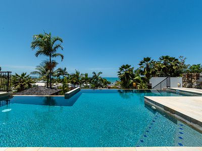6 / 4 Golden Orchid Drive, Airlie Beach