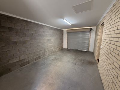 1 / 2 Mimosa Street, Newcomb