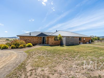 99 Bakers Road, Penna